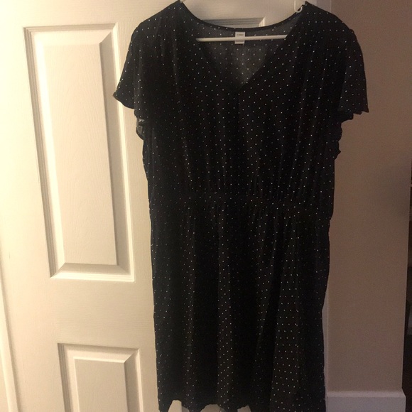 Old Navy Dresses & Skirts - Black and white polka dot old navy dress